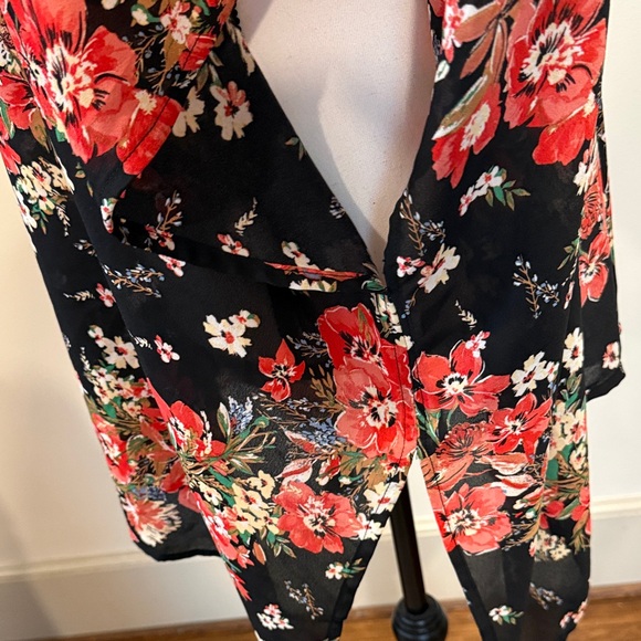 Maurices Multi Colored Floral Black Kimono with Tassels OS - Picture 5 of 11